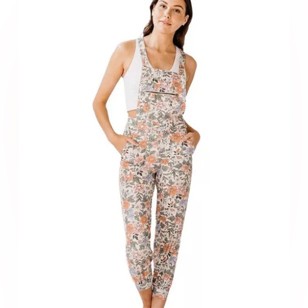 Floral Print Women’s Overalls Jumpsuit - Peach & Green